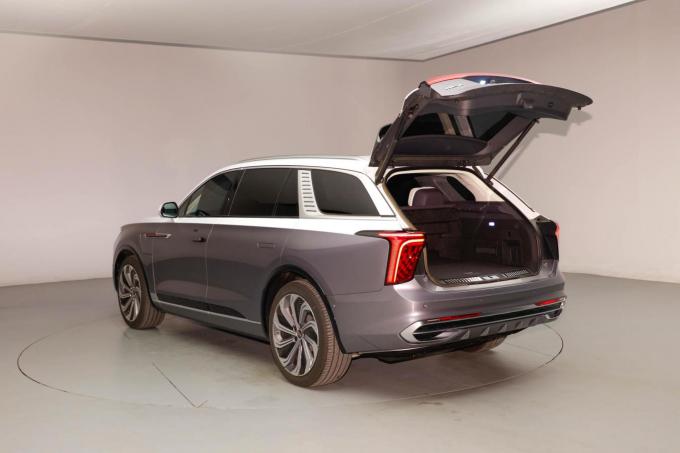 In stock Hongqi E-Hs9 Nuova o usata Cina Nuova auto elettrica con motore 4WD 6 posti 690km Hongqi E-Hs9 3