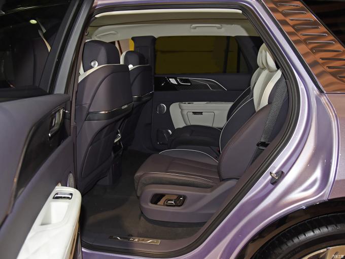 In stock Hongqi E-Hs9 Nuova o usata Cina Nuova auto elettrica con motore 4WD 6 posti 690km Hongqi E-Hs9 8