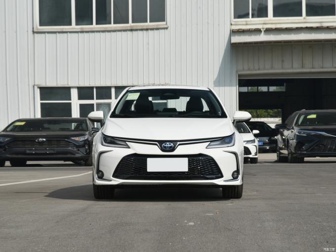 2024 Toyota Corolla Cross Frontlander Prezzo economico TOYOTA SUV 5 posti in magazzino Disponibile consegna rapida 2