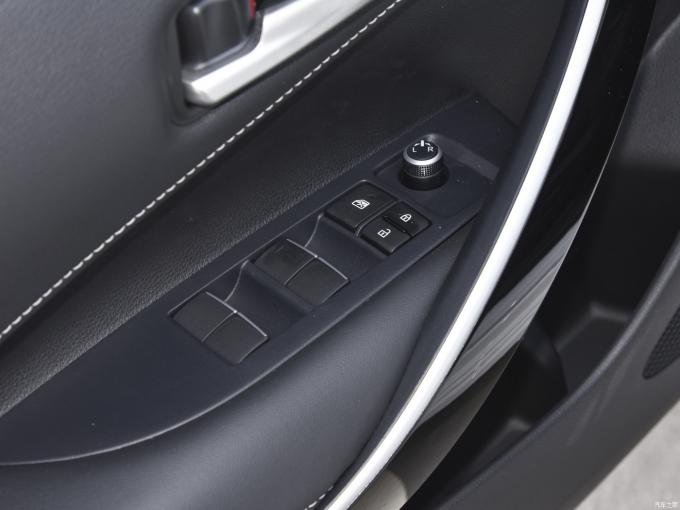 2024 Toyota Corolla Cross Frontlander Prezzo economico TOYOTA SUV 5 posti in magazzino Disponibile consegna rapida 7