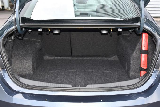 Chevrolet Malibu Xl 2023 1.5T 2.0T 9AT 2wd Benzina a buon mercato 4