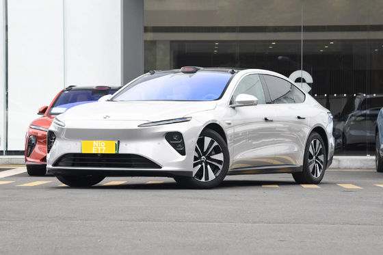 Nio Et7 quattro porte e cinque posti auto di lusso nuova energia